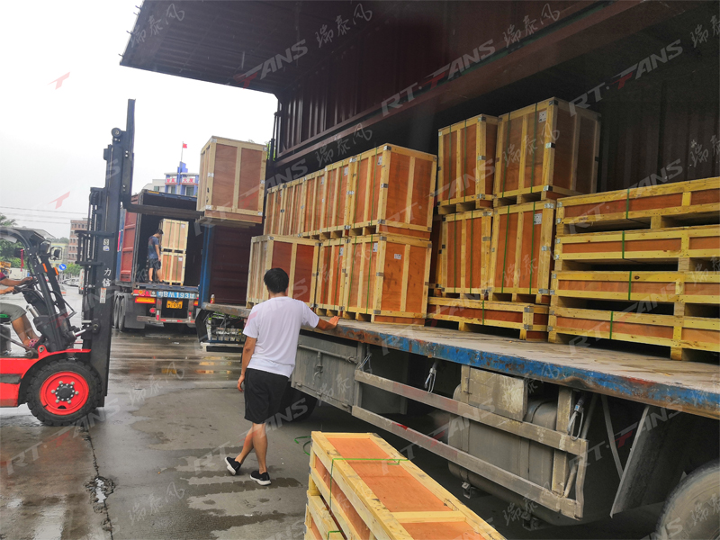 瑞泰風(fēng)工業(yè)風(fēng)扇實(shí)拍出貨圖